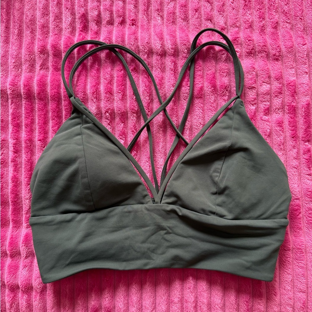 Lululemon Women's Strappy Olive Bralette